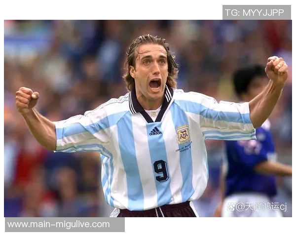阿根廷传奇球员德尔菲诺宣布退役43岁收官生涯辉煌成就回顾